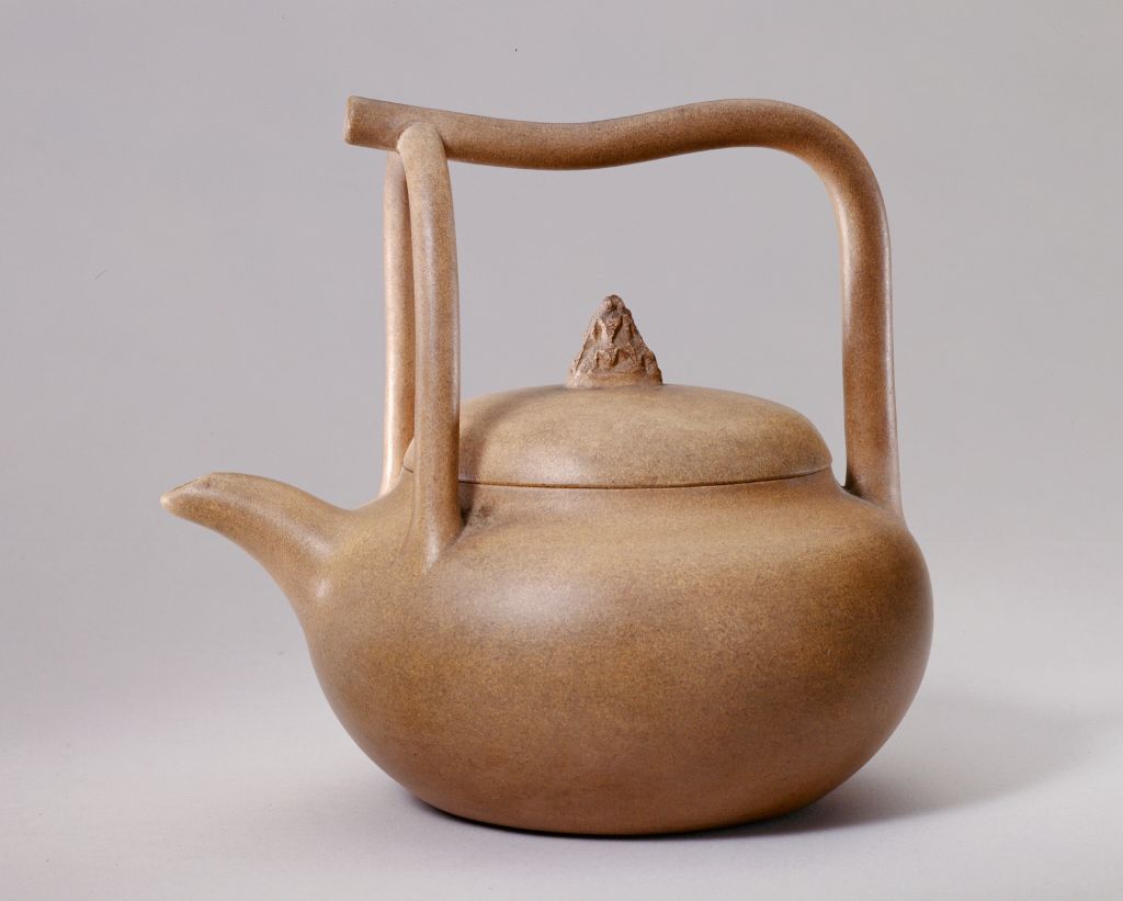 图片[1]-Yixing kiln purple sand beam kettle-China Archive